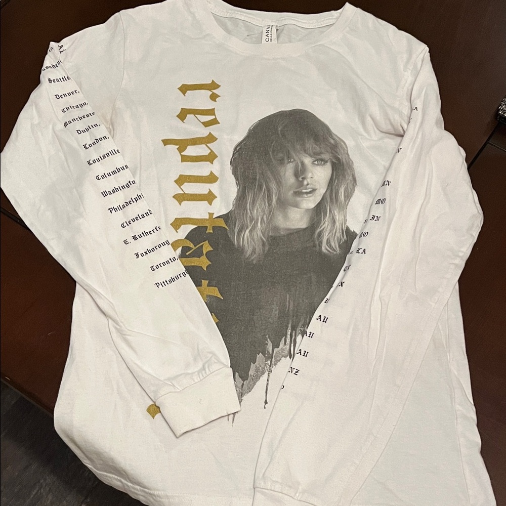 Taylor Swift reputation tour White and Gold Long Sleeve Tee